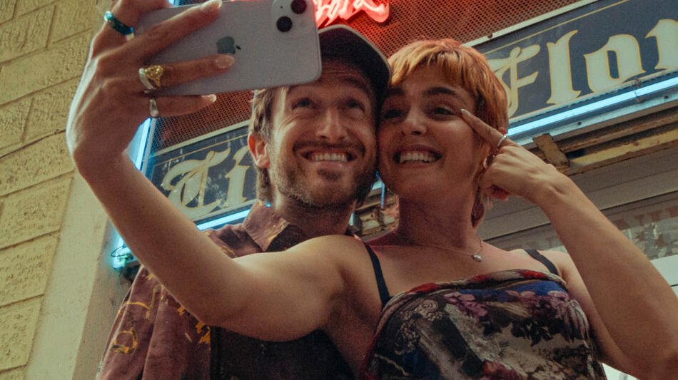 Joan Amargós e Verónica Echegui in Amare da morire 1x04