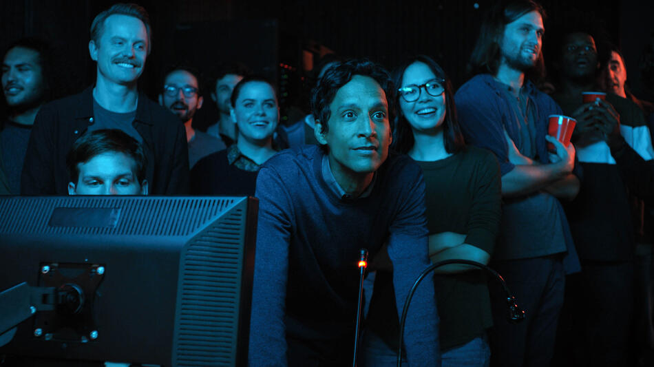 David Hornsby, Jessie Ennis, Danny Pudi e Charlotte Nicdao in Mythic Quest 2x04