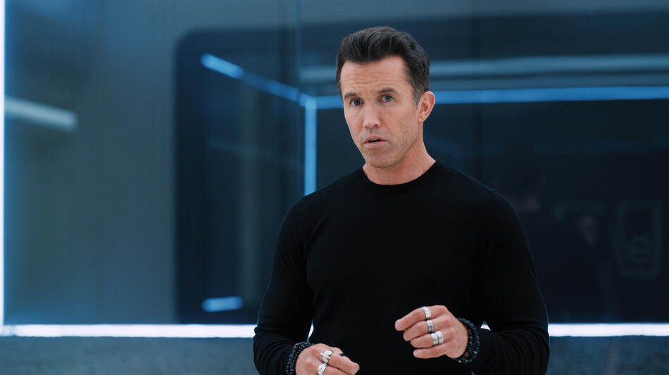 Rob McElhenney in Mythic Quest 3x01