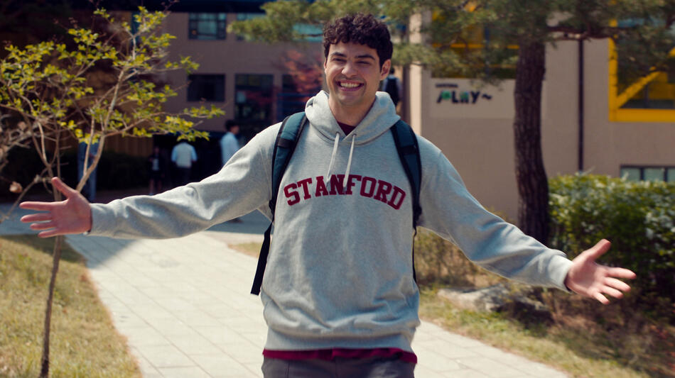 Noah Centineo come Peter Kavinsky in XO, Kitty 2x06