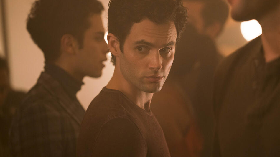 Penn Badgley come Joe Goldberg in You 1x03