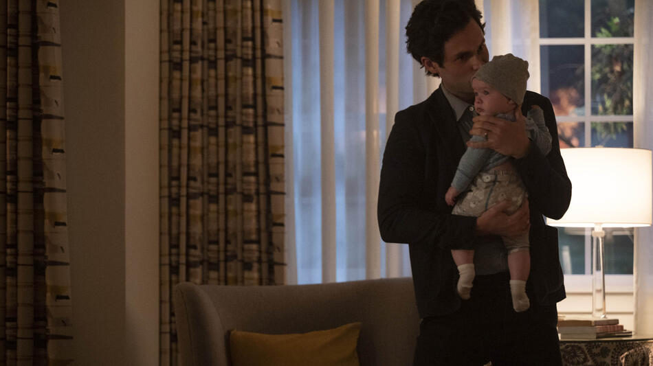 Penn Badgley come Joe Goldberg in You 3x01