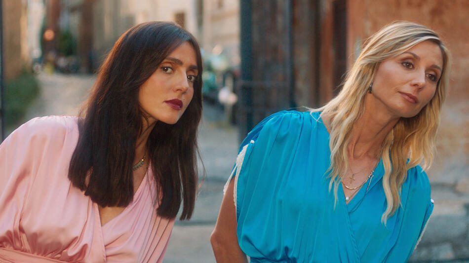 Ambra Angiolini e Anna Ferzetti in BFF - Best Friends Forever - First Look