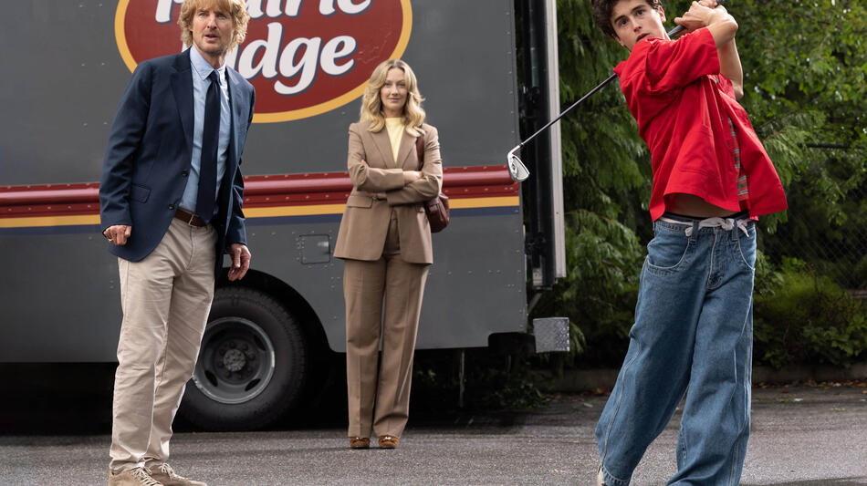 Owen Wilson, Judy Greer e Peter Dager in Stick
