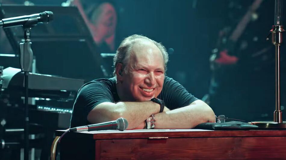 Hans Zimmer & Friends Diamond in the desert, scena da trailer
