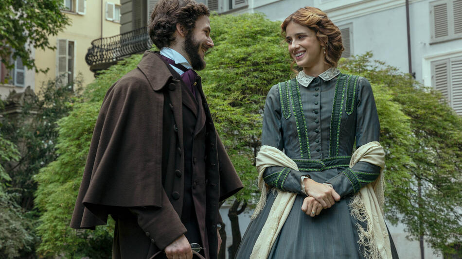 (S-D) Alessandro Sperduti come Bombello, Benedetta Porcaroli come Concetta in Il Gattopardo 1x05