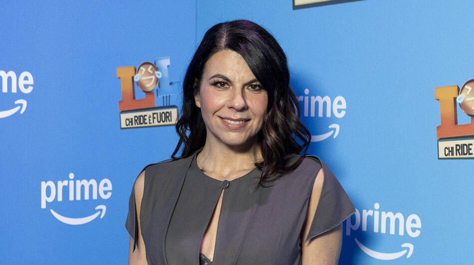 Geppi Cucciari al photocall di LOL: chi ride è fuori - Stagione 5