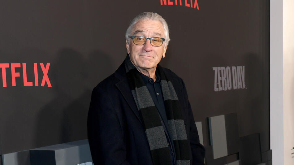Robert De Niro partecipa alla première mondiale di Zero Day il 18 febbraio 2025 a New York City