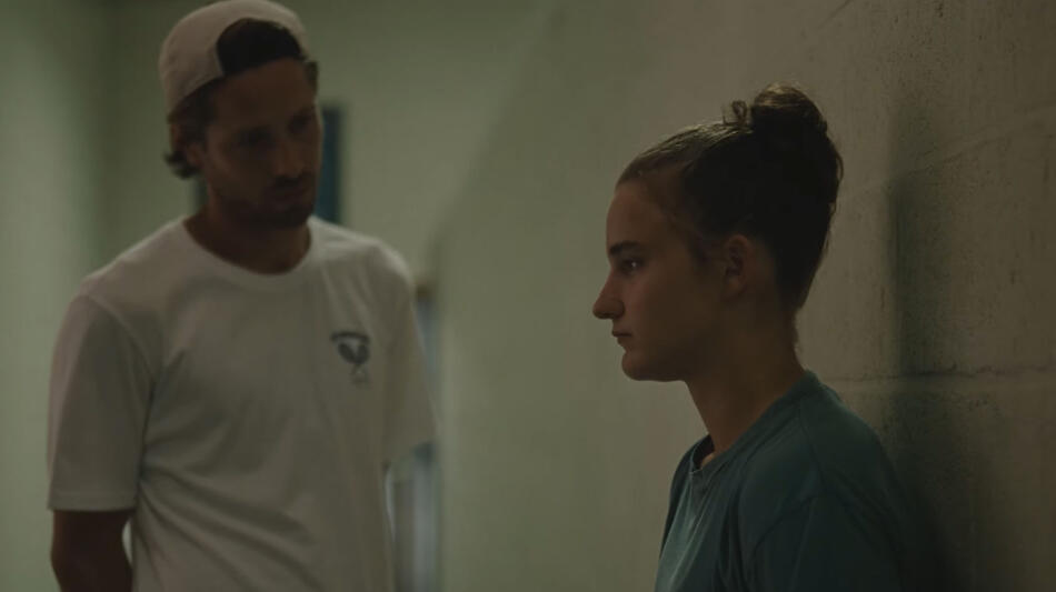 Julie ha un segreto, scena da trailer