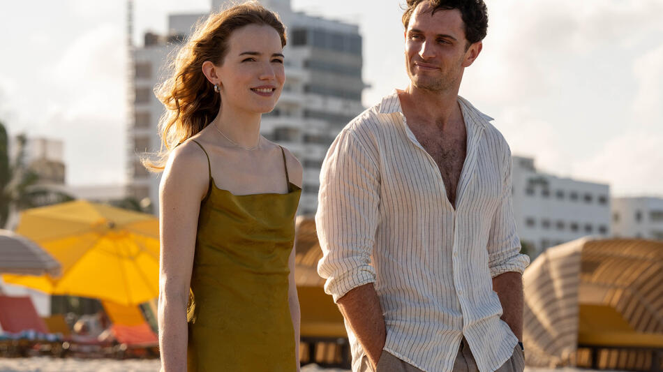 (S-D) Willa Fitzgerald come Danny Simms e Colin Woodell come Xander Phillips in Pulse 1x10