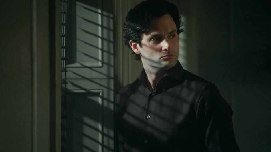 Penn Badgley come Joe Goldberg in You 5x01