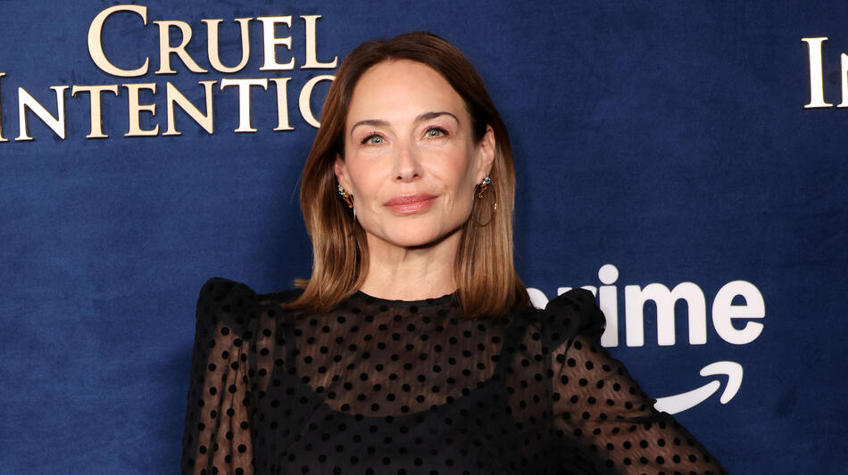 Claire Forlani alla première di Cruel Intentions sul red carpet di Los Angeles presso l'Ebell Club di Los Angeles il 19 novembre 2024 a Los Angeles, California