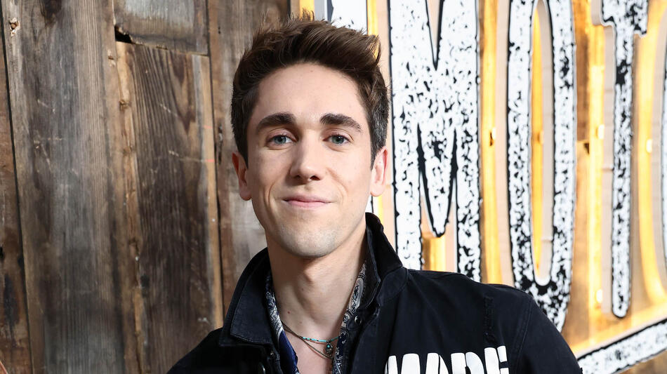 Myles Erlick partecipa al red carpet e alla proiezione di Motorheads di Prime Video all'Academy Museum of Motion Pictures, Ted Mann Theater, il 13 maggio 2025 a Los Angeles, California