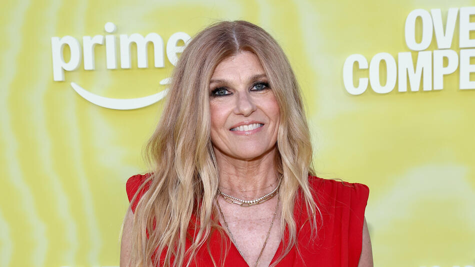 Connie Britton partecipa alla proiezione e all'after-party di Overcompensating all'Hollywood Palladium il 14 maggio 2025 a Los Angeles, California