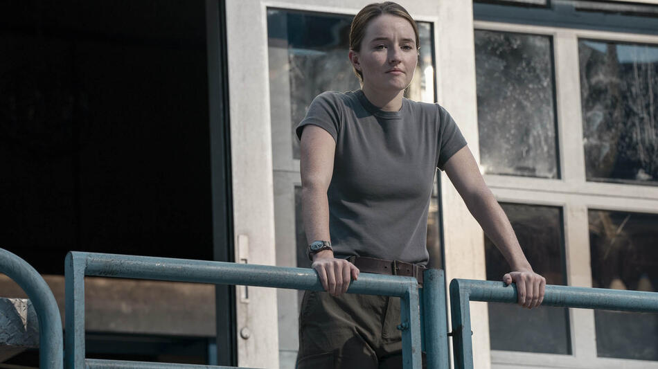 Kaitlyn Dever in The Last of Us 2x07