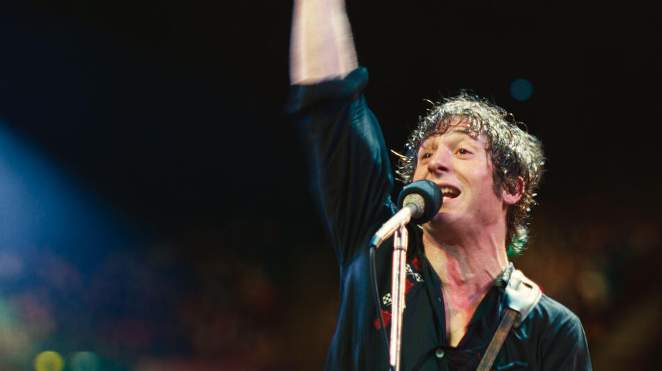 Jeremy Allen White come Bruce Springsteen in Springsteen: Liberami dal Nulla
