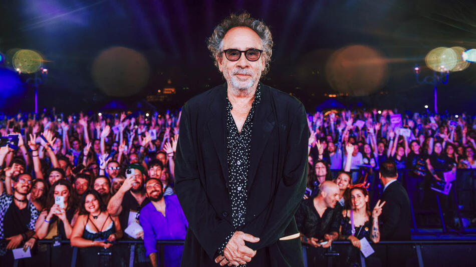 Tim Burton a Roma per la 2a stagione di Mercoledì