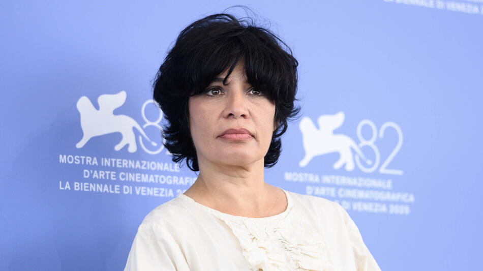 La regista Teona Strugar Mitevska al photocall del film Mother alla 82a Mostra del Cinema di Venezia, mercoledì 27 agosto 2025