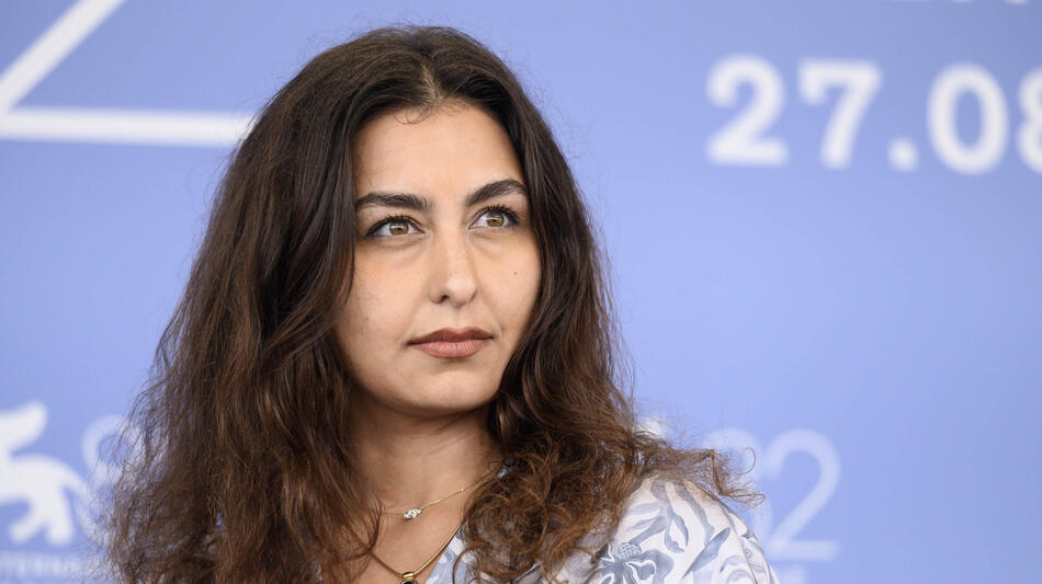 La regista Shahad Ameen al photocall del suo film Hijra alla 82a Mostra del Cinema di Venezia, giovedì 28 agosto 2025