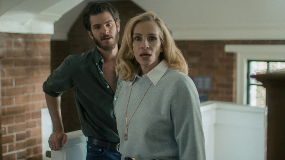 Julia Roberts e Andrew Garfield in After The Hunt: Dopo la caccia