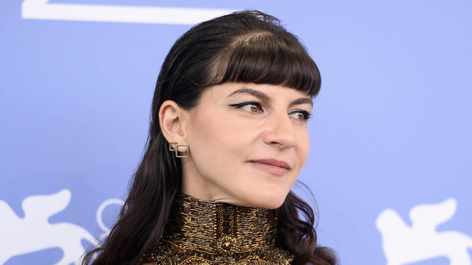 La regista Tamara Kotevska al photocall del film The Tale of Silyan alla 82a Mostra del Cinema di Venezia, venerdì 29 agosto 2025