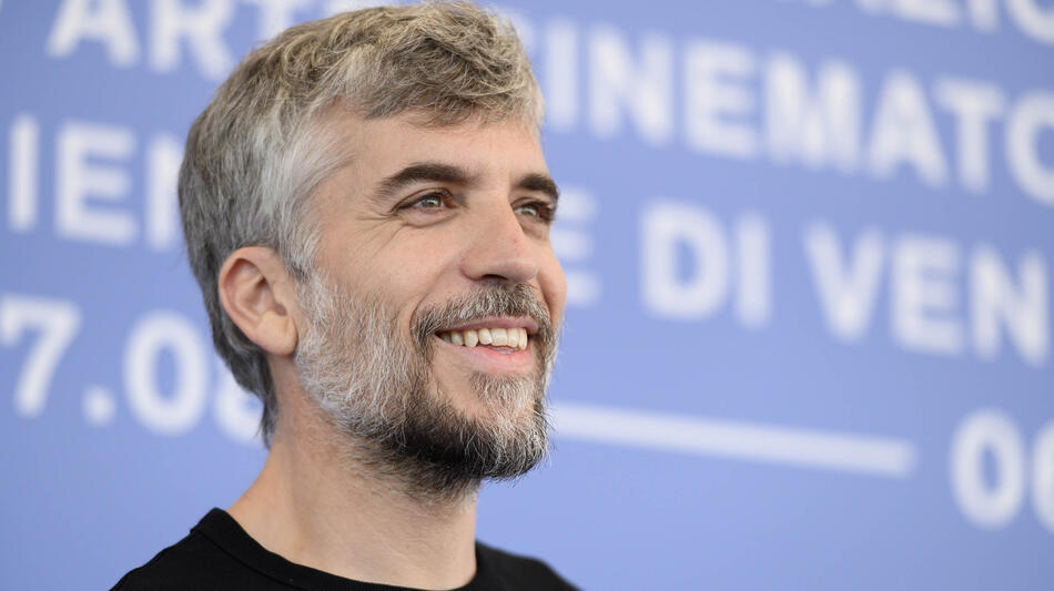 L'attore Jordi Oriol al photocall del film Estrany riu di Jaume Claret Muxart alla 82a Mostra del Cinema di Venezia, venerdì 29 agosto 2025