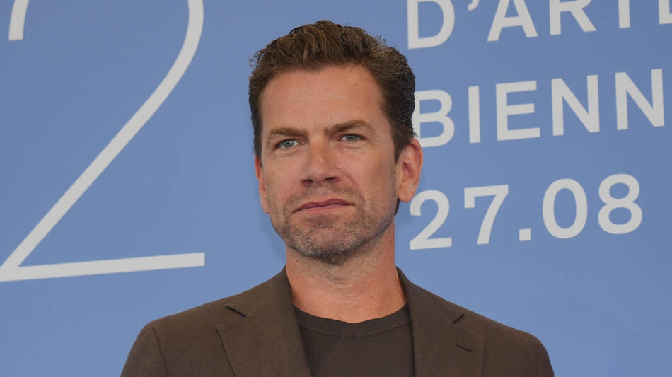 L'attore Nikolaj Lie Kaas al photocall del  film Den Sidste Viking (The Last Viking) di Anders Thomas Jensen alla 82a Mostra del Cinema di Venezia, sabato 30 agosto 2025