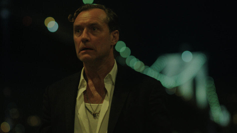 Jude Law come Jake in Black Rabbit 1x07