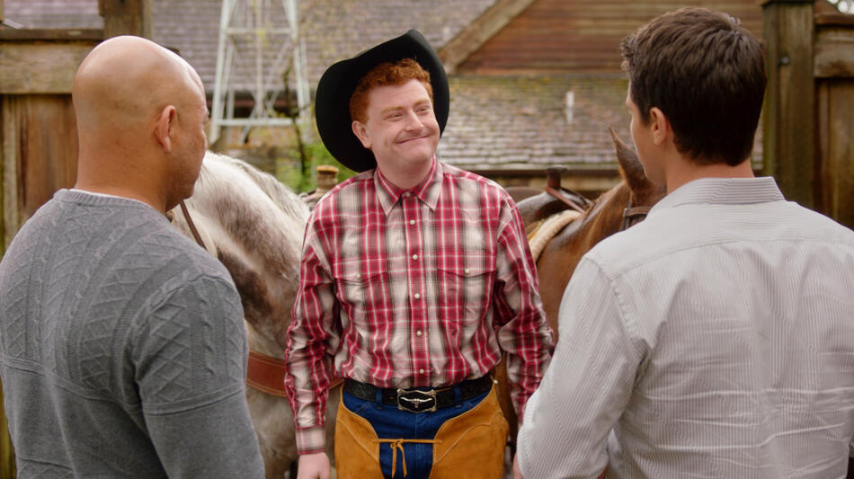 Owen Daniels (A.I. Guy) in Upload 1x07