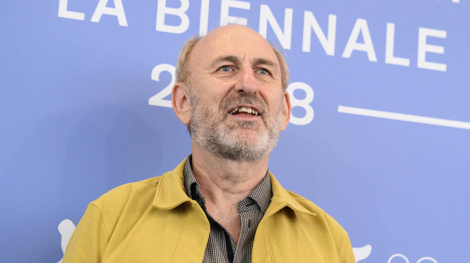 David Cale al photocall del film The Testament of Ann Lee di Mona Fastvold alla 82a Mostra del Cinema di Venezia, lunedì 1 settembre 2025