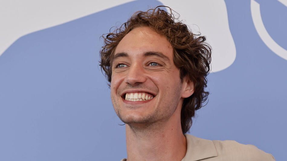 Luca Vergoni al photocall del film Orfeo di Virgilio Villoresi alla 82a Mostra del Cinema di Venezia, lunedì 1 settembre 2025