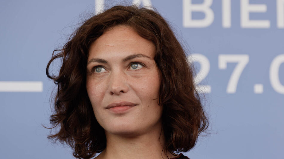 Aomi Muyock al photocall del film Orfeo di Virgilio Villoresi alla 82a Mostra del Cinema di Venezia, lunedì 1 settembre 2025