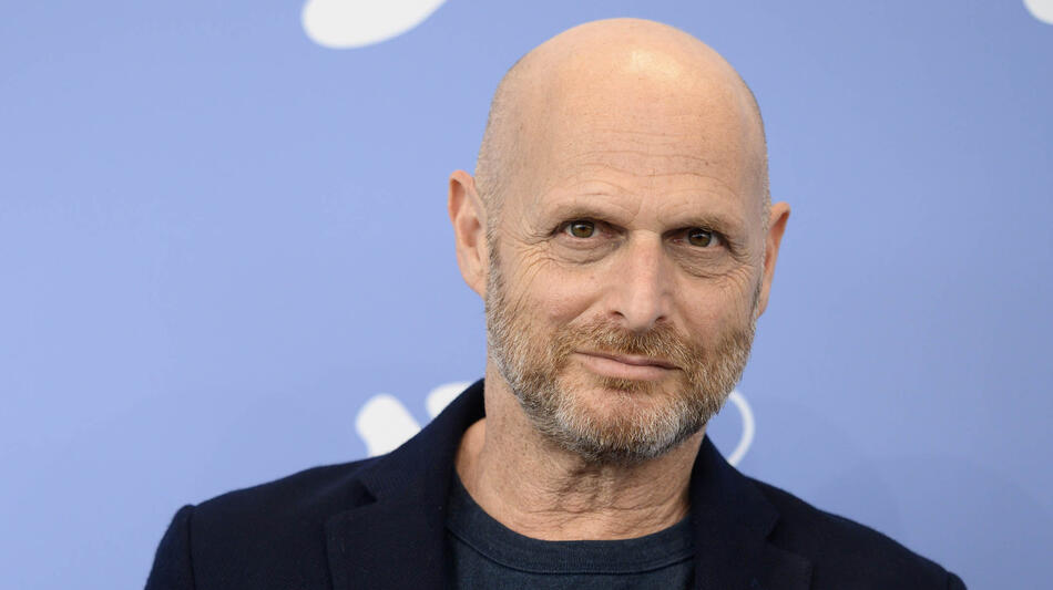 Il regista Hagai Levi al photocall della serie Etty alla 82a Mostra del Cinema di Venezia, lunedì 1 settembre 2025