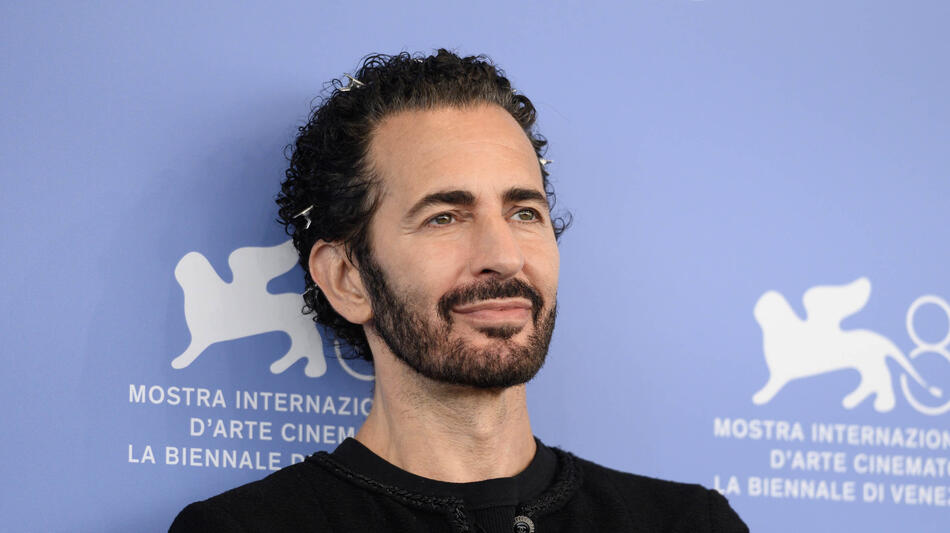 Marc Jacobs al photocall del film Marc by Sofia alla 82a Mostra del Cinema di Venezia, martedì 2 settembre 2025