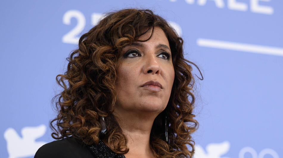 La regista Kaouther Ben Hania al photocall del suo film The voice of Hind Rajab alla 82a Mostra del Cinema di Venezia, mercoledì 3 settembre 2025