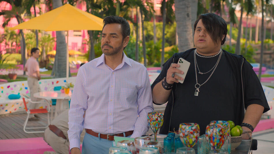 Eugenio Derbez e Fernando Carsa in Acapulco 4x01