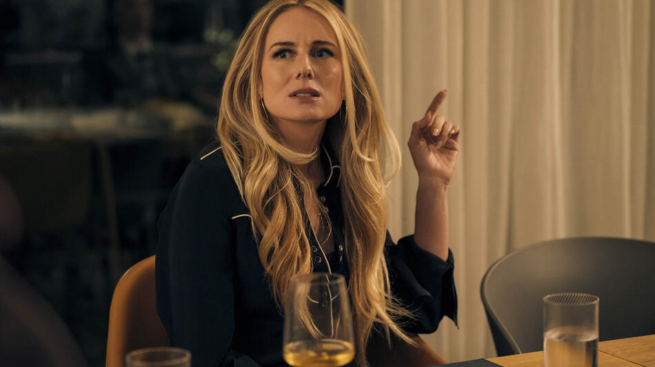 Justine Lupe come Morgan in Nobody Wants This 2x01