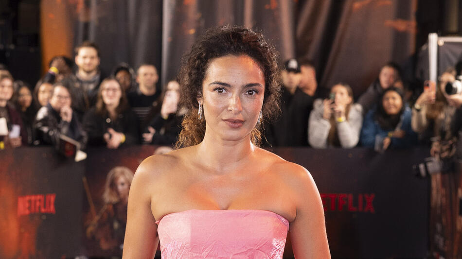 Anna Shaffer alla première mondiale della quarta stagione di 'The Witcher' di Netflix al Curzon Mayfair il 23 ottobre 2025 a Londra, Inghilterra