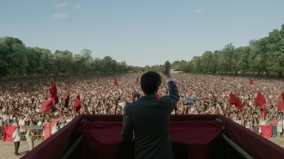 Berlinguer. La grande ambizione, scena da Teaser Trailer