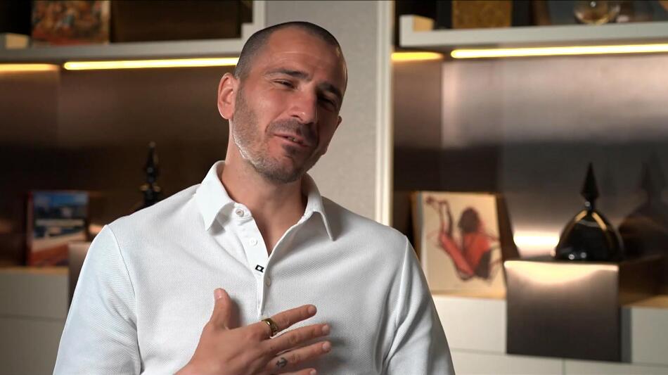 Campioni 2021 Rewind, Sky Sport Original  Gli Azzurri festeggiano sulle note di 'Notti Magiche'