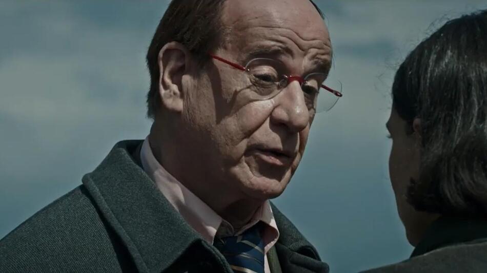 IDDU di Fabio Grassadonia, Antonio Piazza -scena da  Clip 'I Valori Umani'