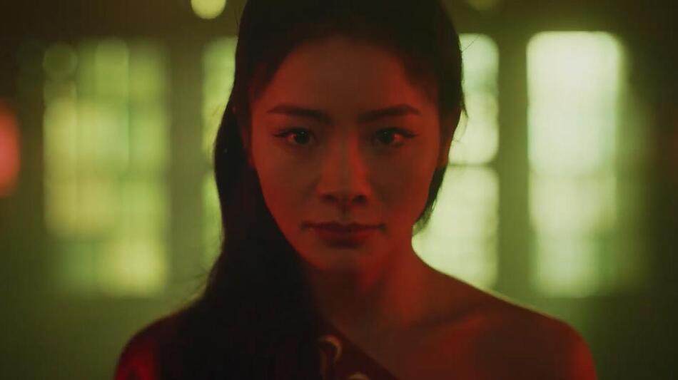 La città proibita di Gabriele Mainetti, scena da Clip 'Mei contro tutti'