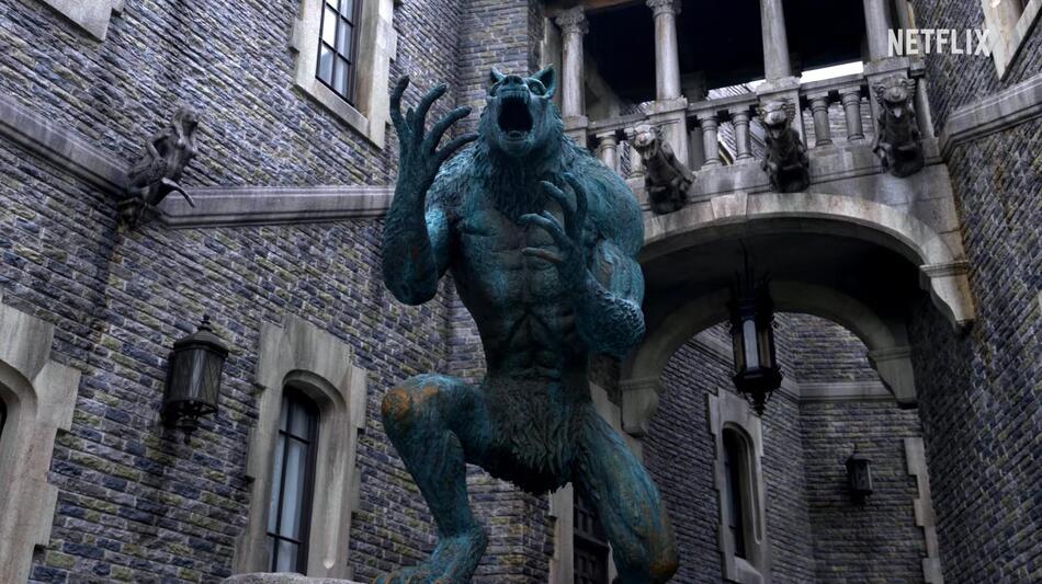 Mercoledì - Stagione 2, scena da Anteprima dietro le quinte