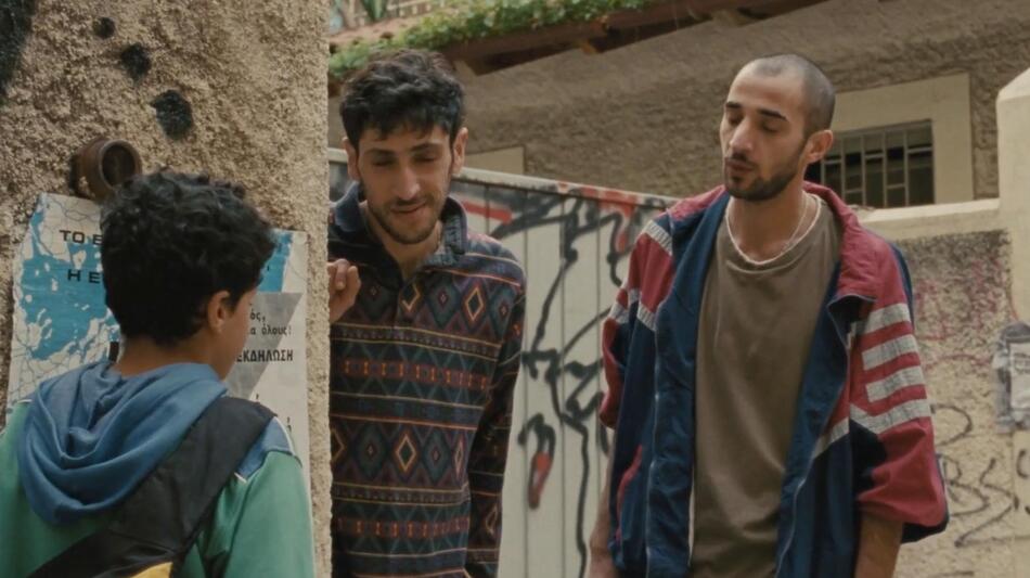 To a Land Unknown di Mahdi Fleifel, scena da clip Non vogliamo problemi