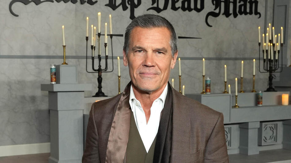 Josh Brolin partecipa alla première di 'Wake Up Dead Man: A Knives Out Mystery' di Netflix, il 17 novembre 2025 a Los Angeles, California
