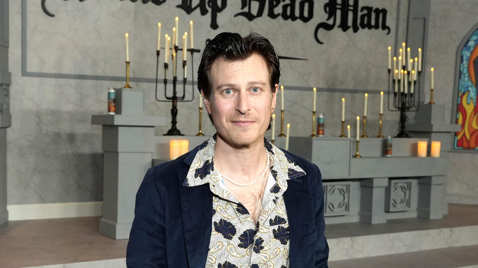 Noah Segan partecipa alla première di 'Wake Up Dead Man: A Knives Out Mystery' di Netflix, il 17 novembre 2025 a Los Angeles, California