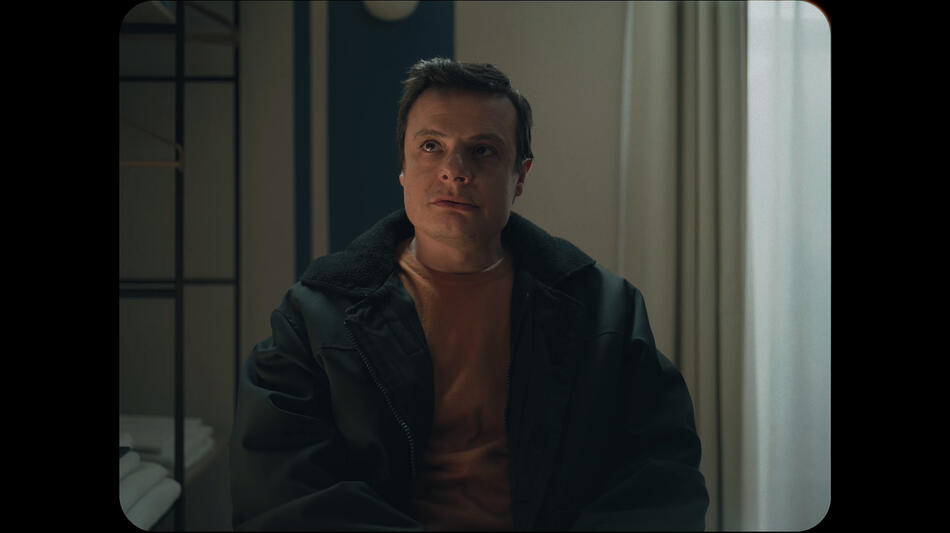 Averno Hotel di Pino Carbone, scena da Trailer