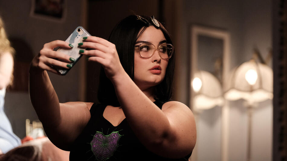 Barbie Ferreira in Euphoria 2x07