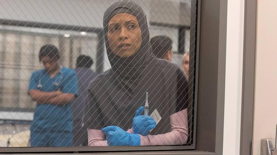 Amielynn Abellera in The Pitt 1x04