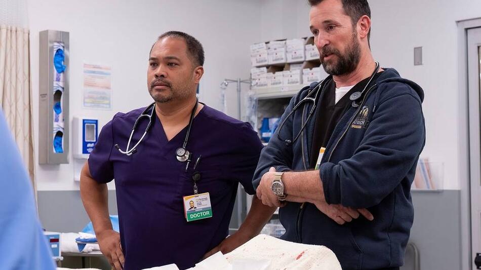 Manuel B. Guevara, Noah Wyle in The Pitt 1x05